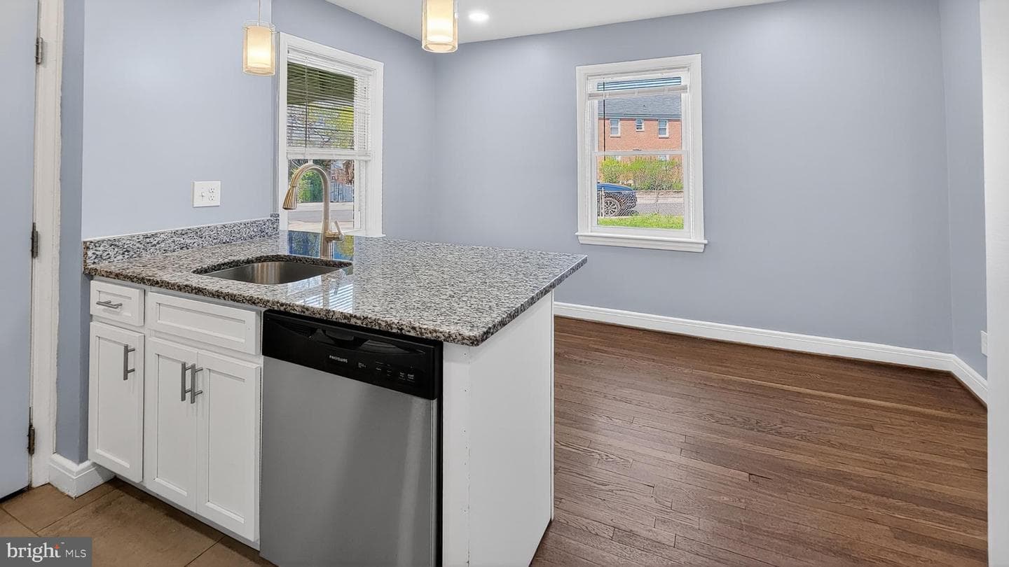 52 Upmanor Road photo 11