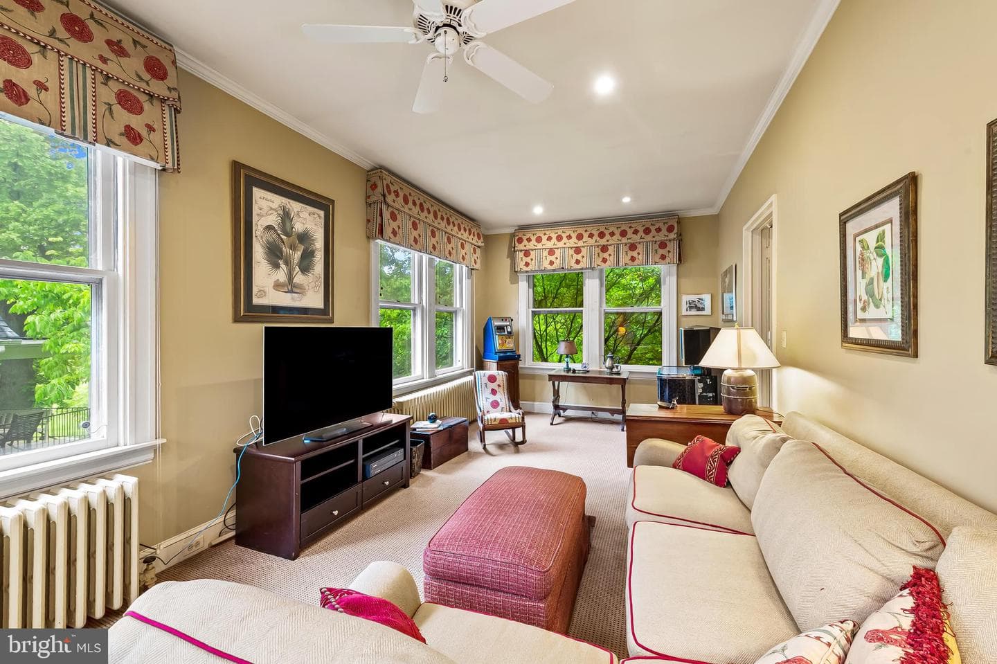 4 Hillside Road photo 22