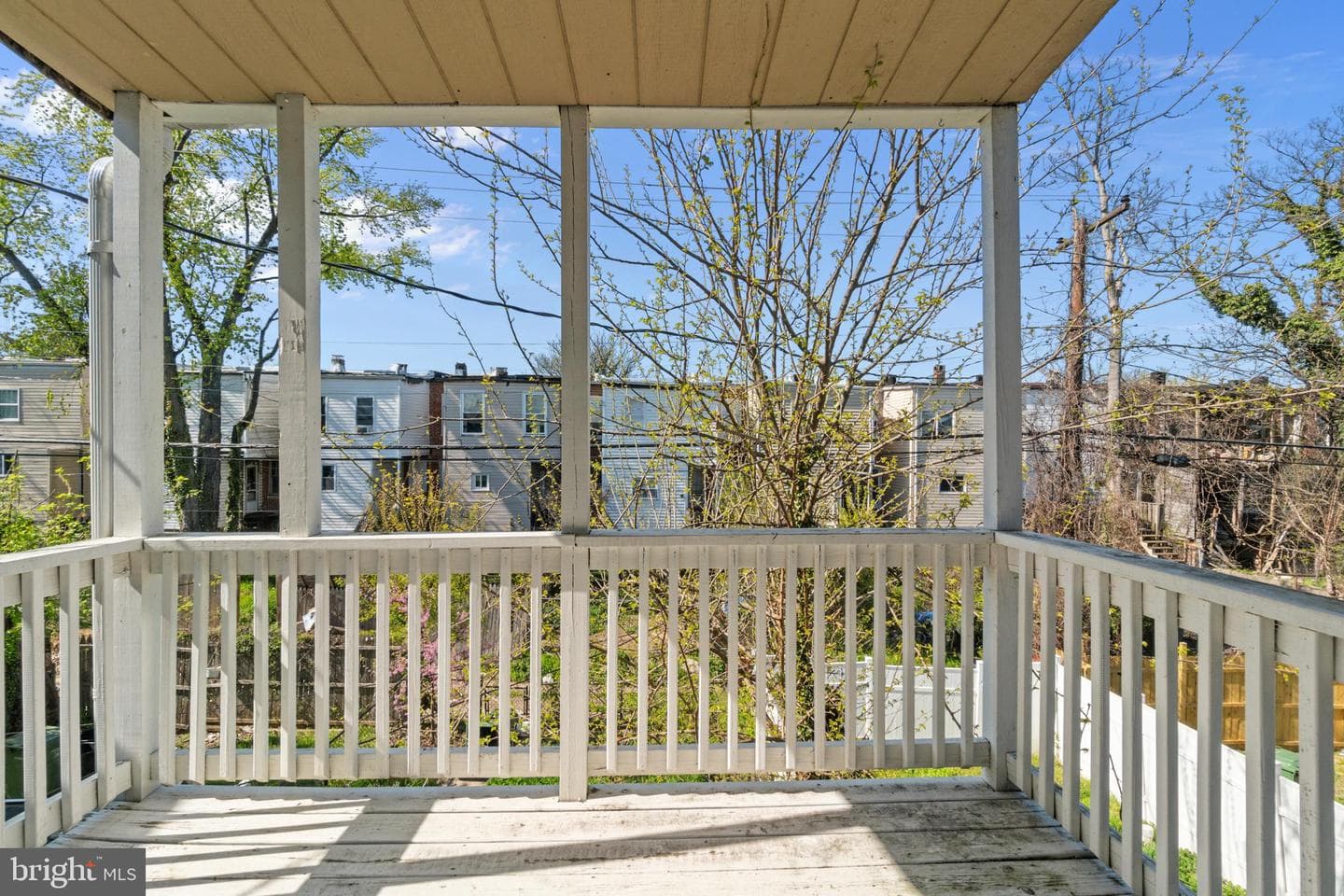 2620 Oswego Avenue photo 23