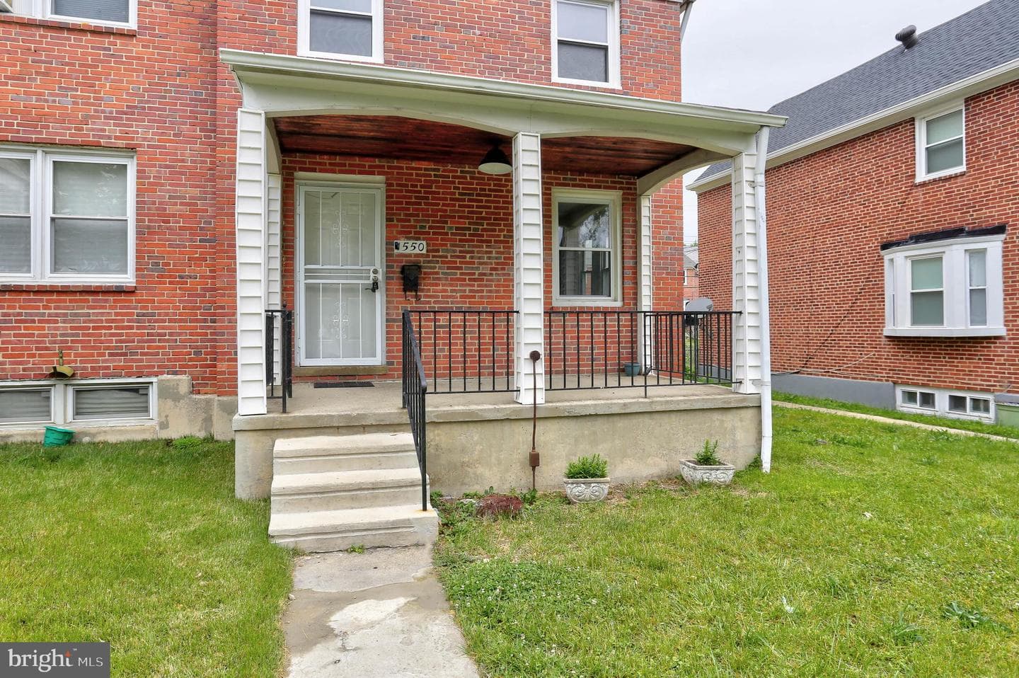 1550 Pentwood Road photo 5