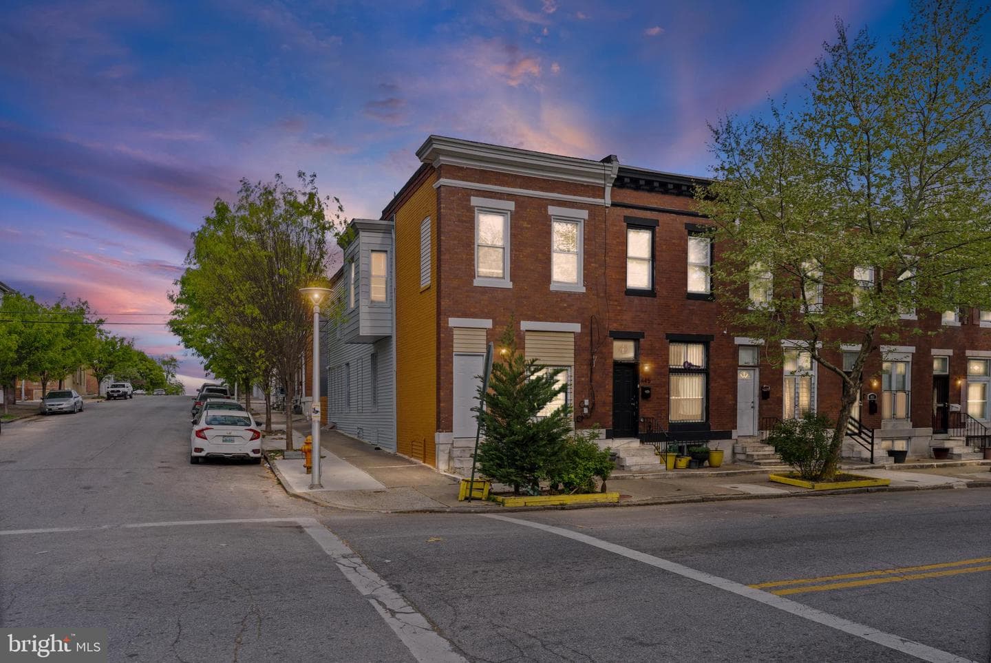 447 N Linwood Avenue photo 8
