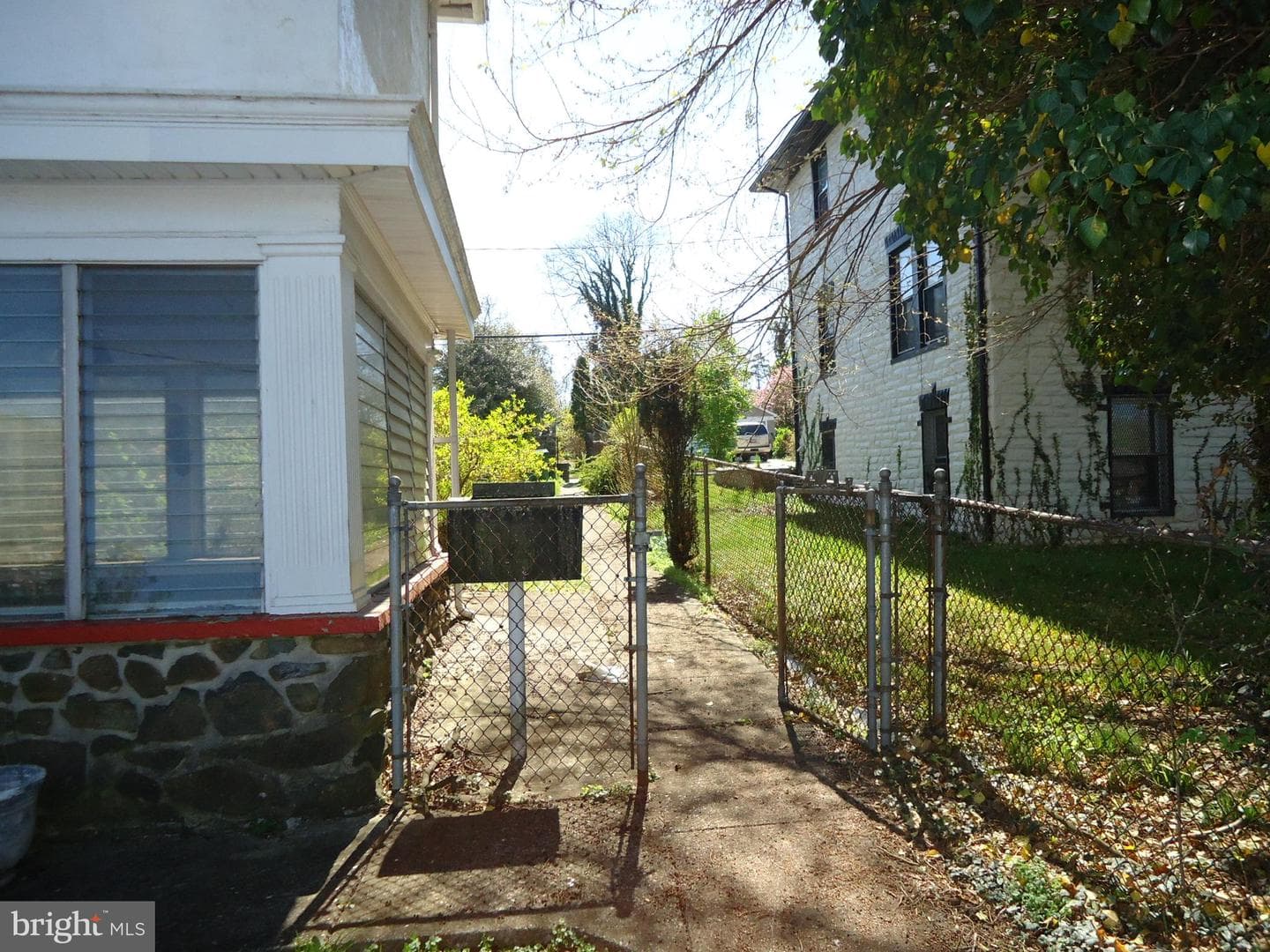 1000 Walnut Ave photo 40