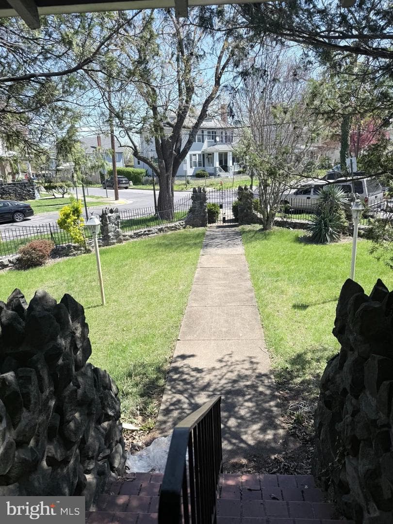 1000 Walnut Ave photo 52