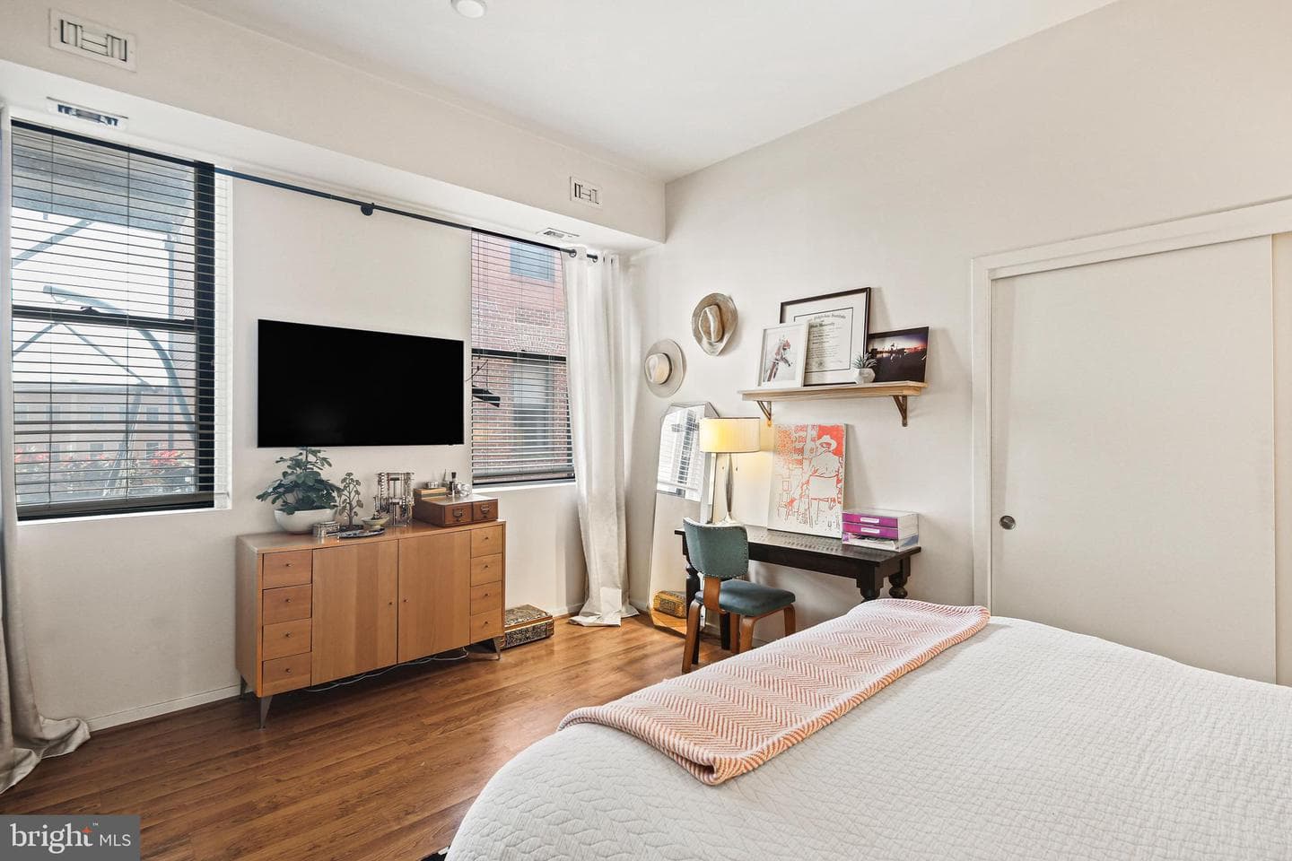 1211 Light Street #308 photo 6