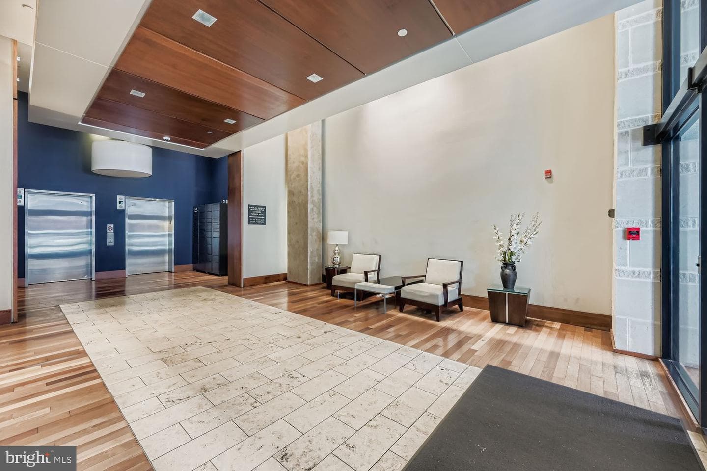 1209 N Charles Street #404 photo 3