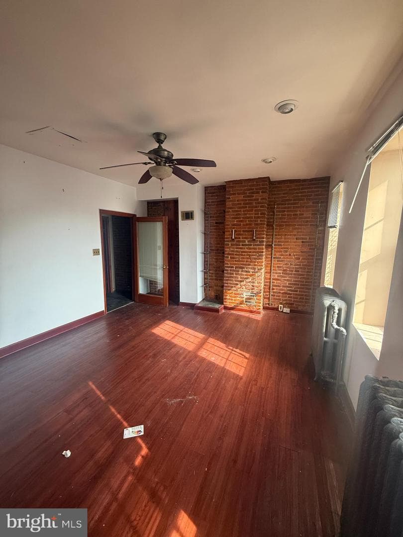2225 Saint Paul Street photo 20