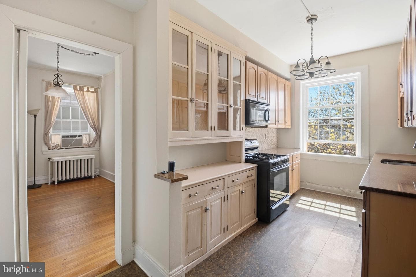 3507 N Charles St # 304 photo 11