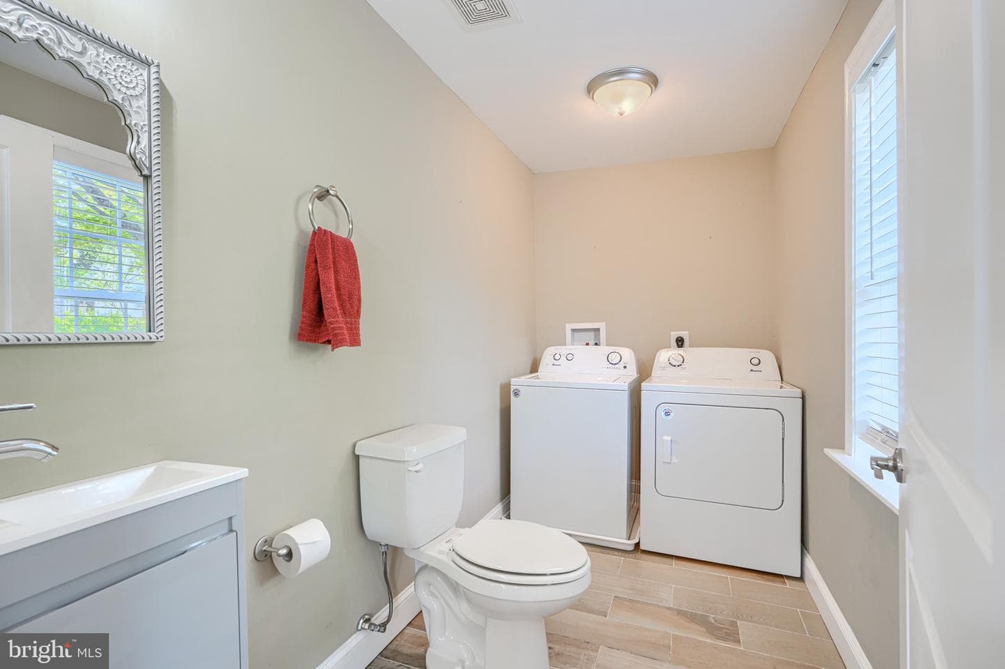 3105 Juneau Place photo 31