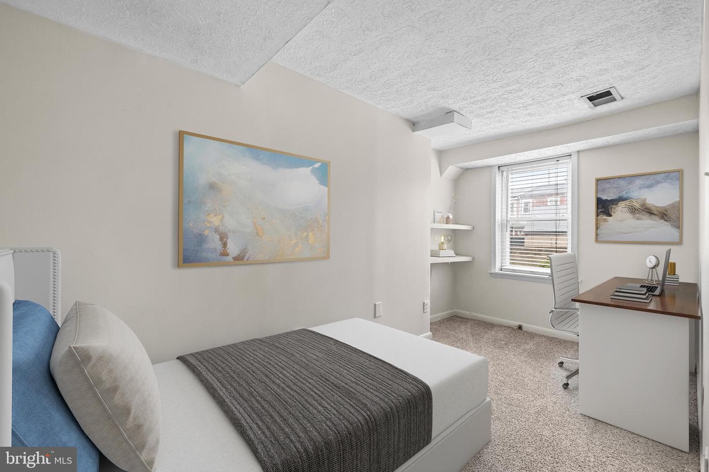 2214 Fleet Street photo 17