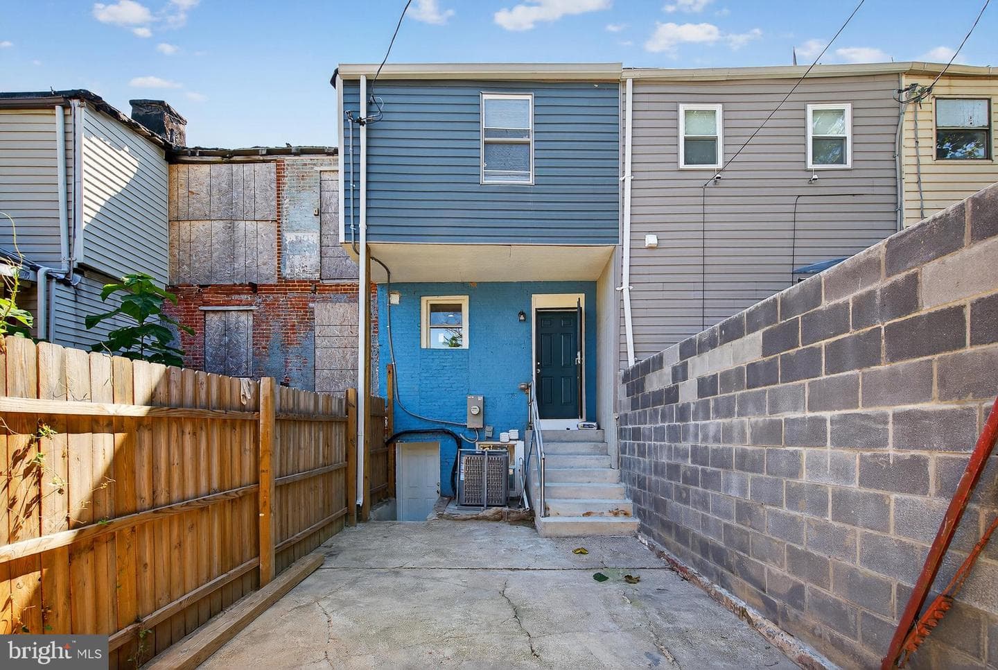 320 S Pulaski Street photo 32