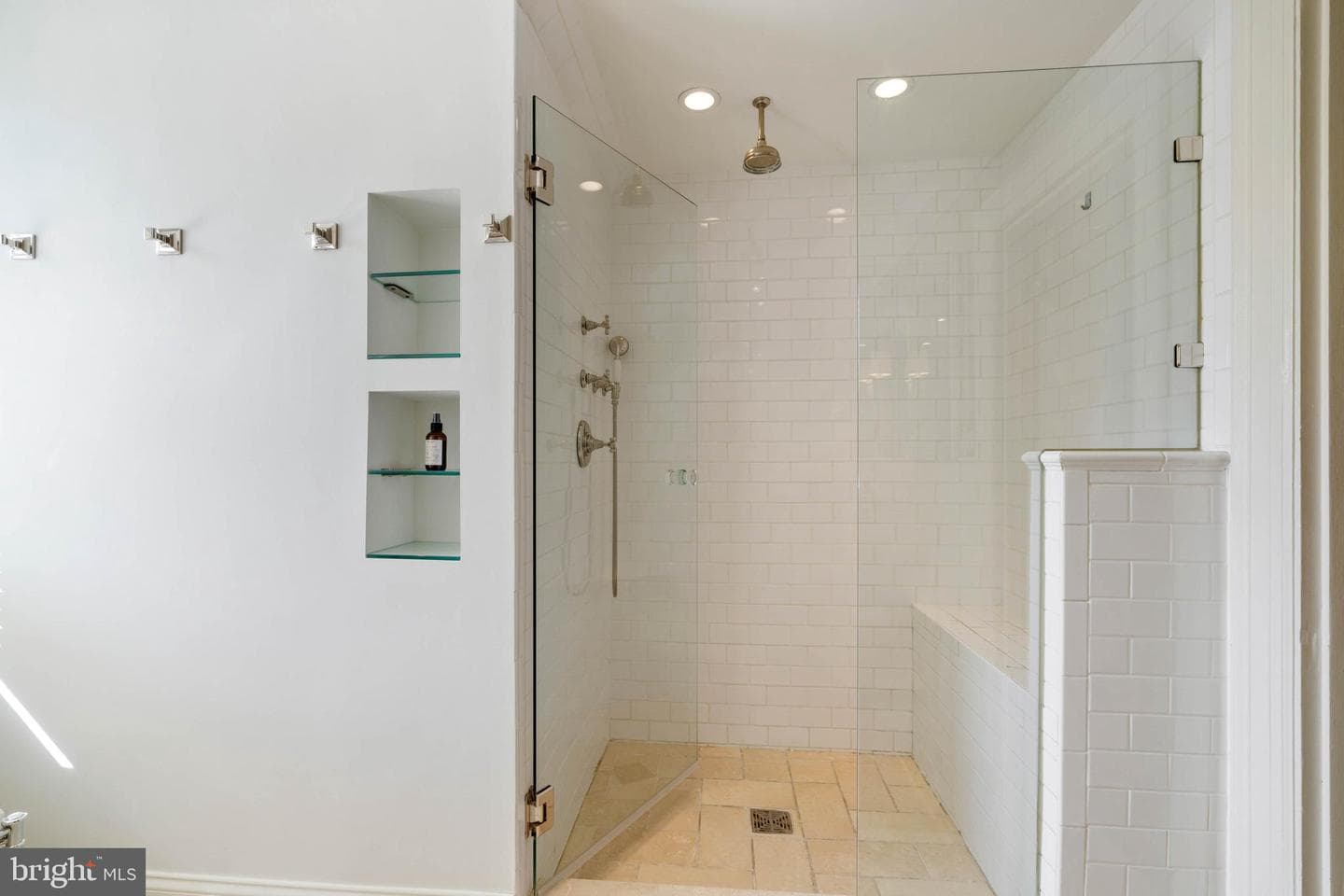 216 Chancery Road photo 70