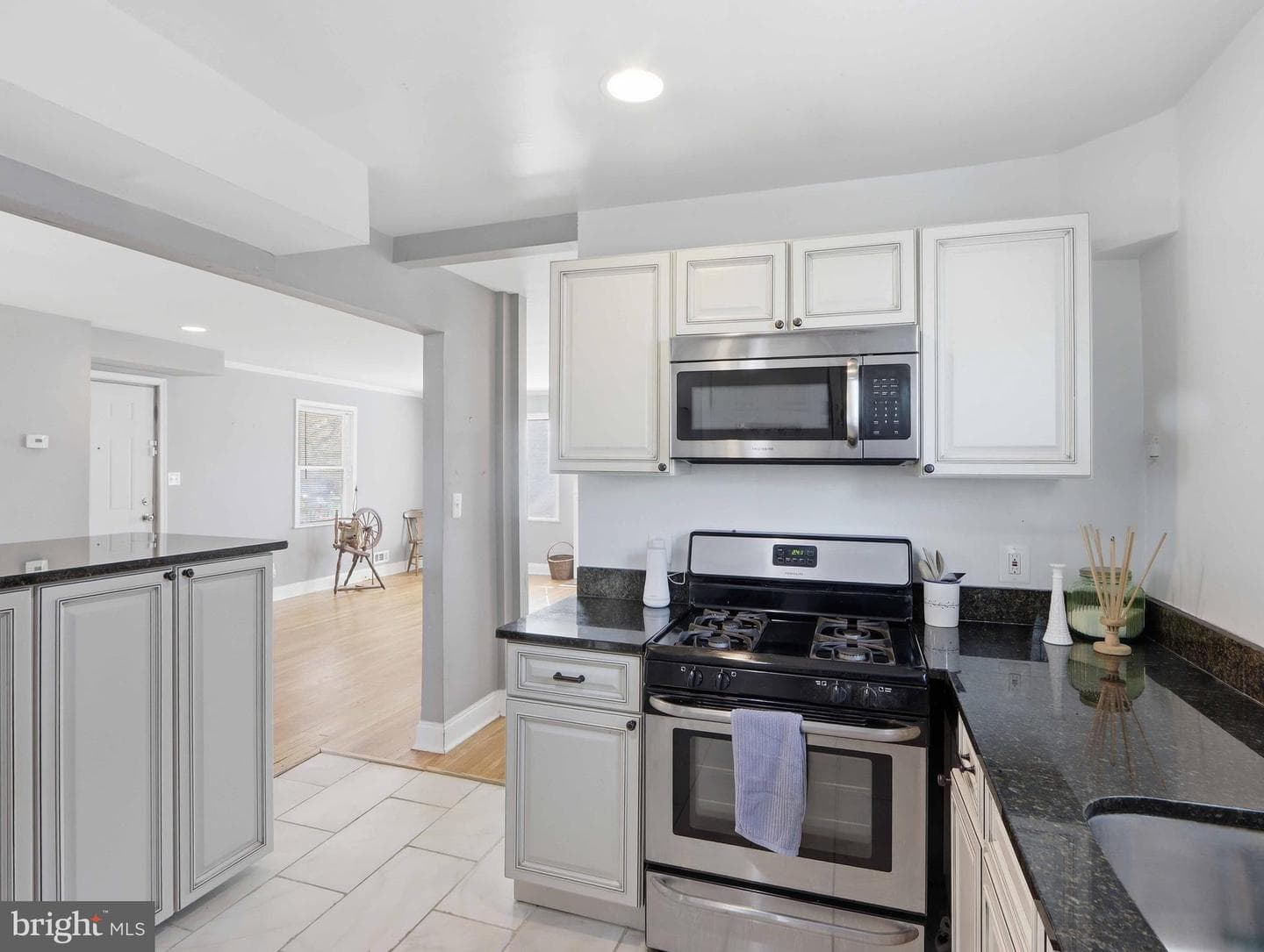 2805 Mount Holly Street photo 15