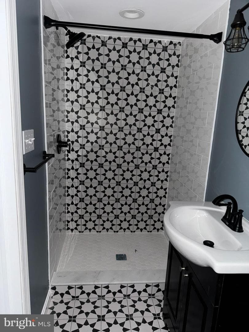 3218 Frederick Avenue photo 10