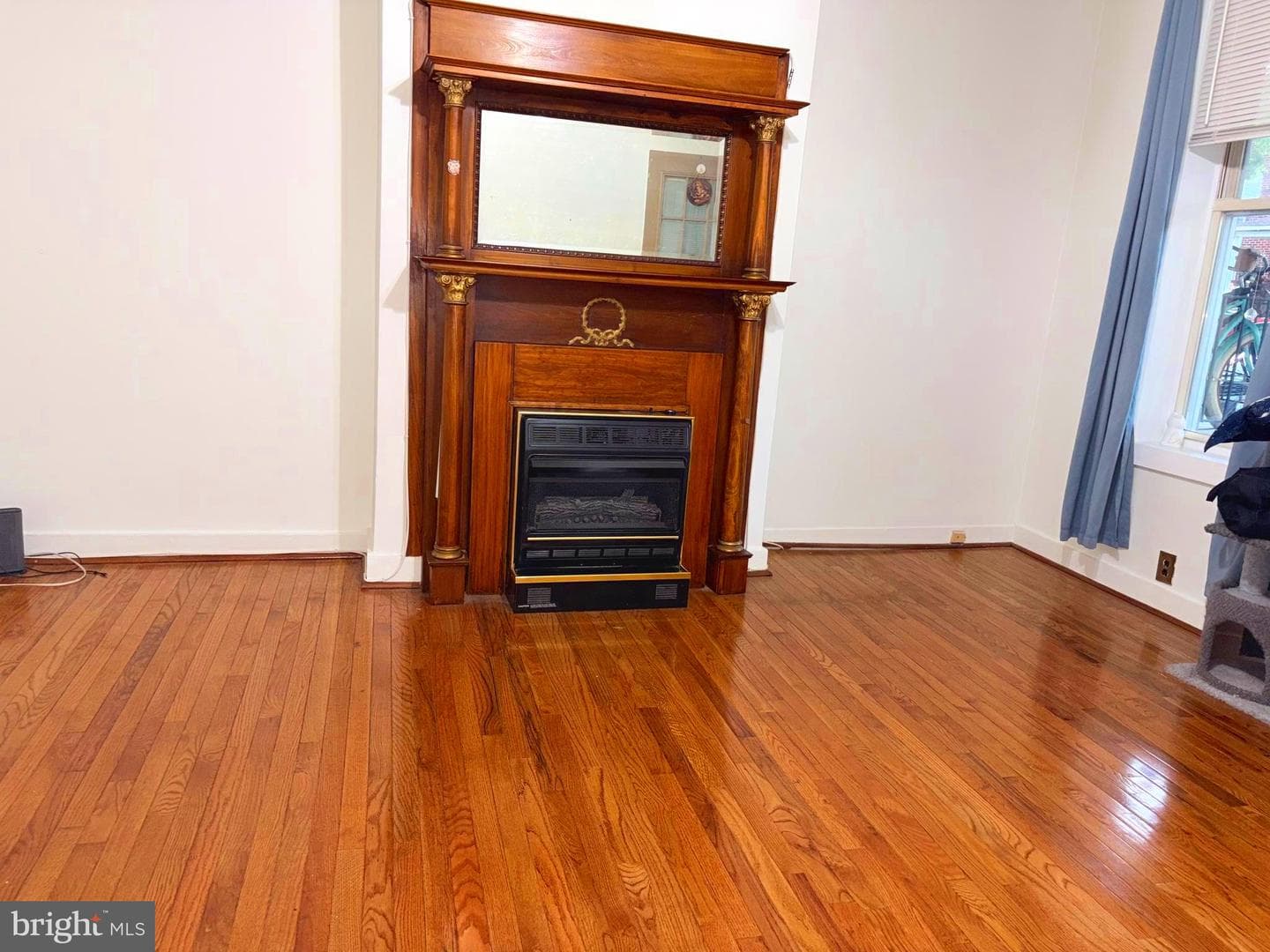 3642 Malden Avenue photo 6
