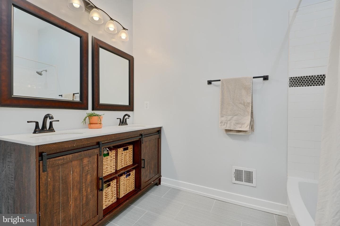 1410 Druid Hill Avenue photo 53