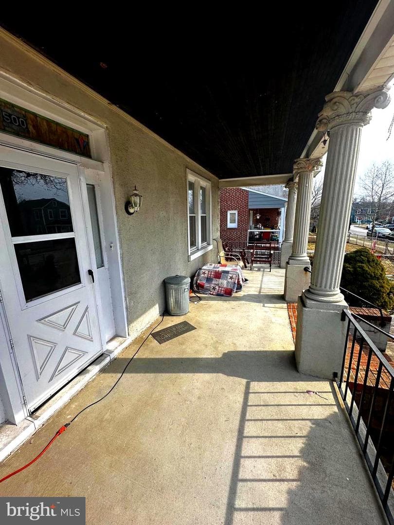 500 Washburn Avenue photo 2