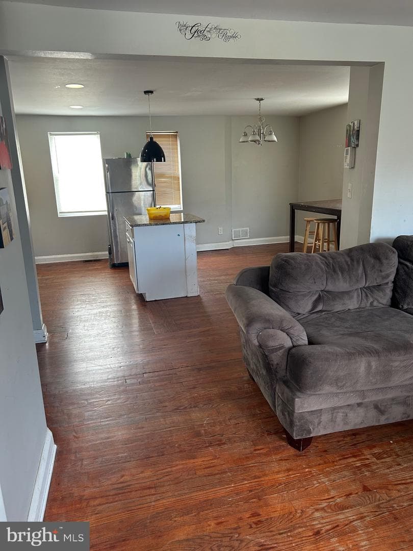 3601 Ravenwood Avenue photo 8