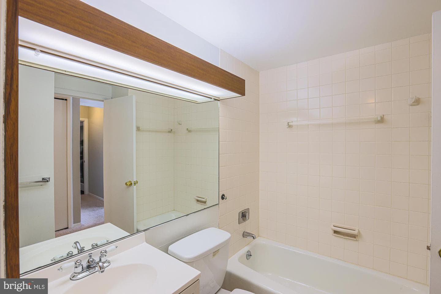 3601 Clarks Lane ##424 photo 20
