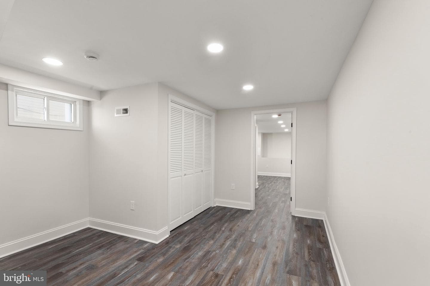 822 E 41st Street photo 24