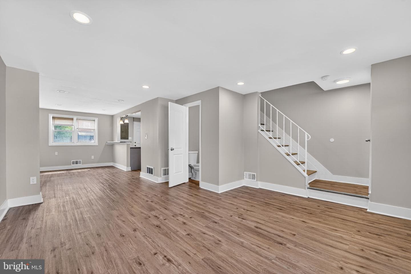 4803 Aberdeen Avenue photo 3