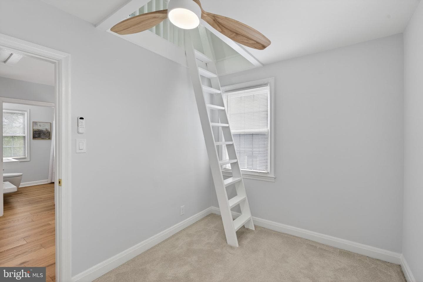 7123 Chambers Road photo 32
