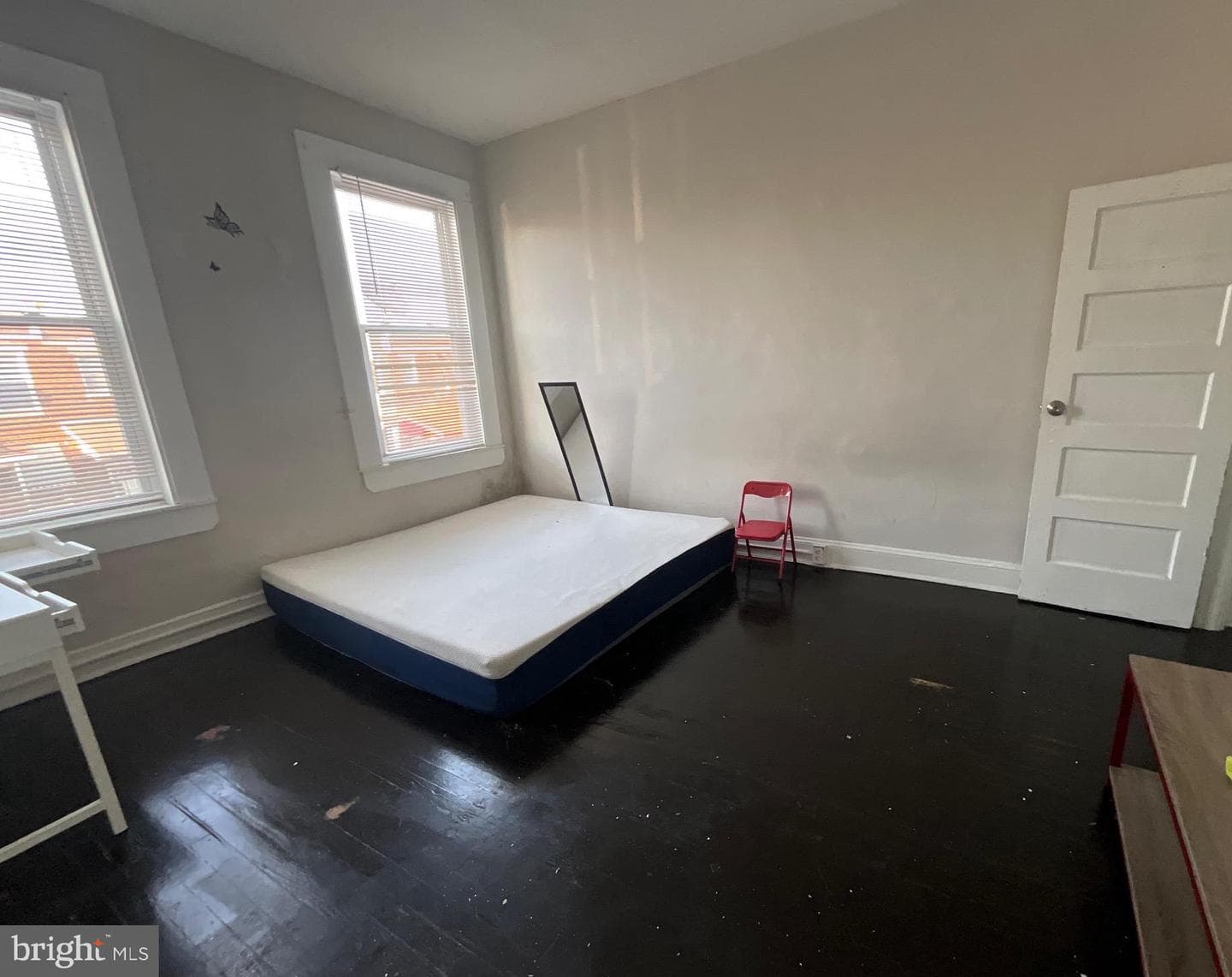 1723 E 25th Street photo 8