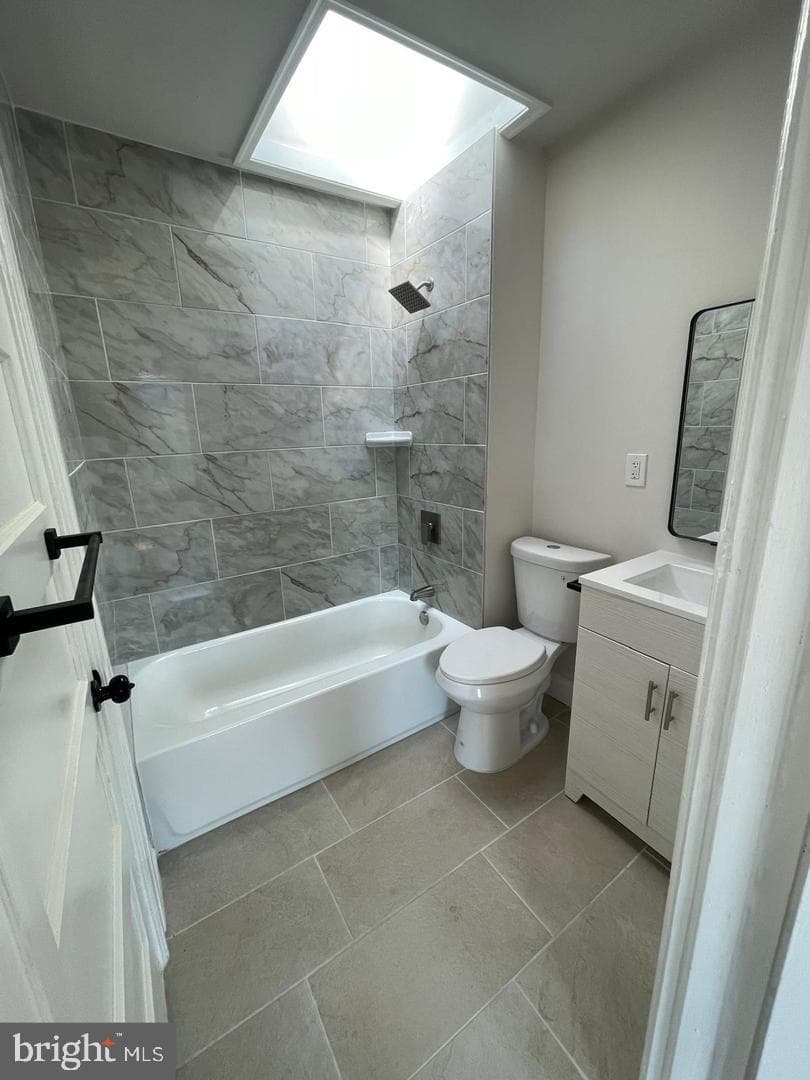 1216 Bonaparte Avenue photo 22