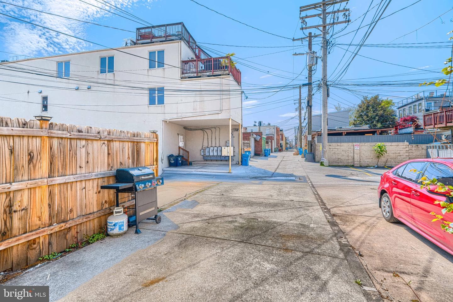 11 W West Street photo 42