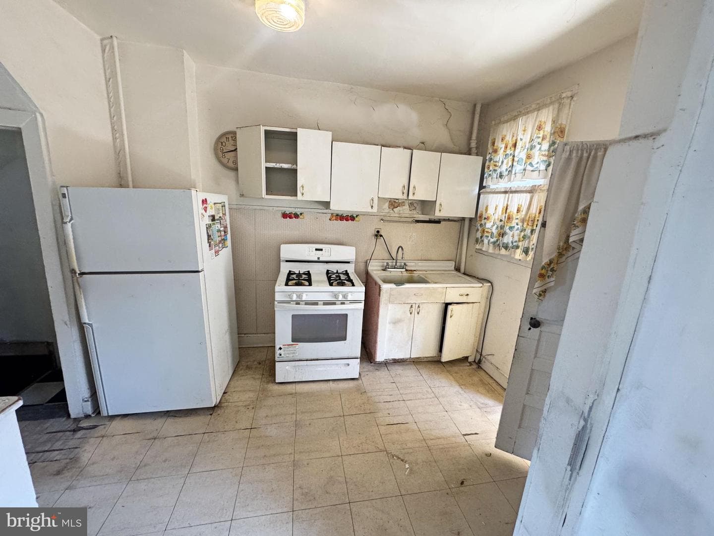 2215 Belair Road photo 8