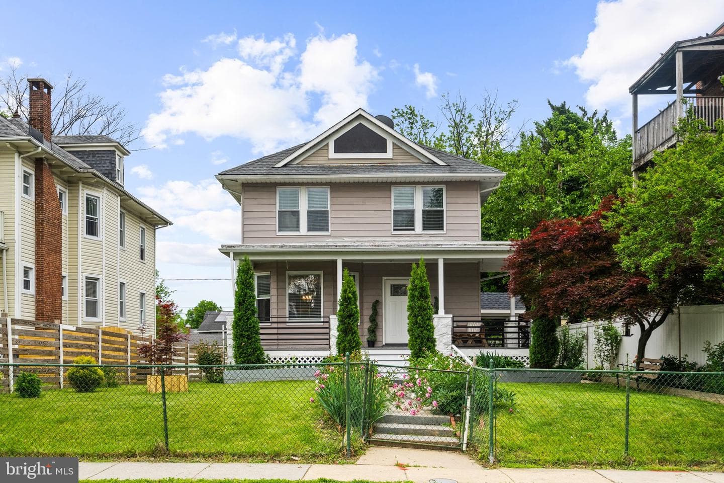 3413 Bateman Avenue
