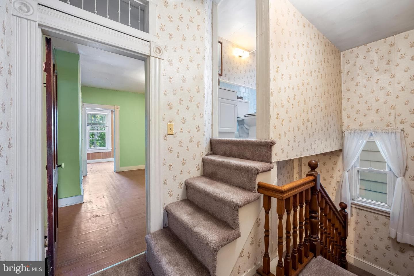 1016 W 38th Street photo 16