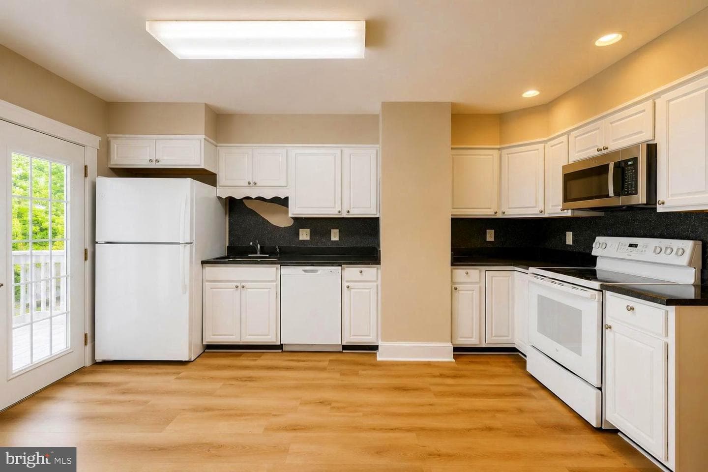 411 N Rock Glen Road photo 13