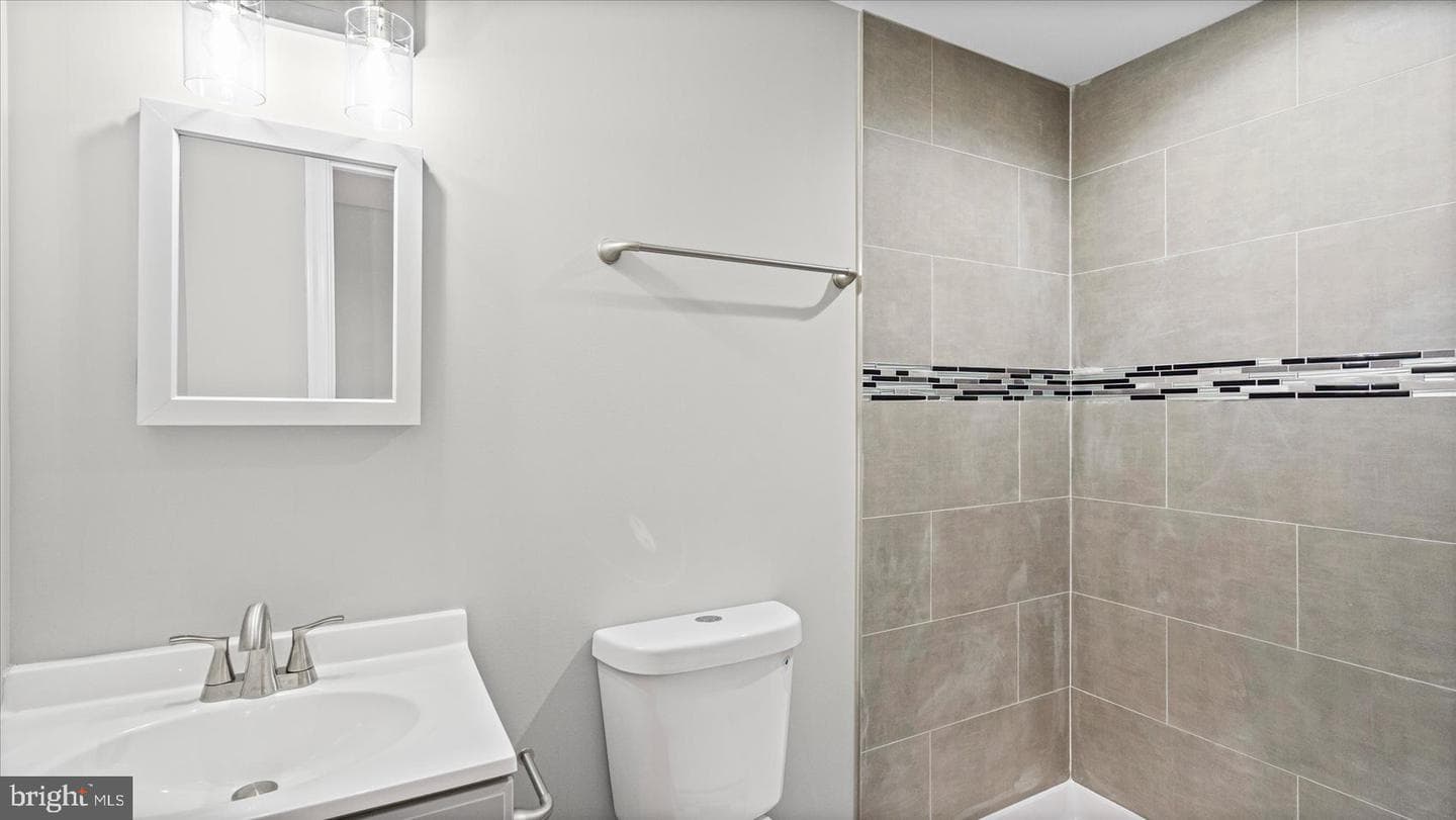 1633 Ralworth Road photo 21