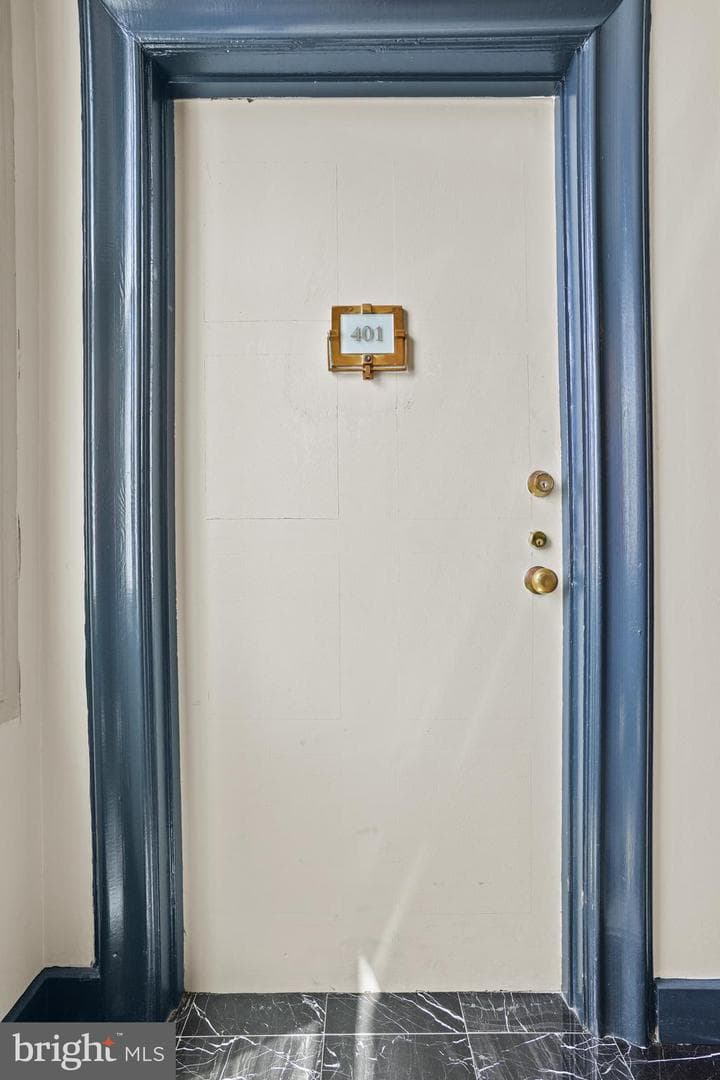 1 E Chase Street #401 photo 4
