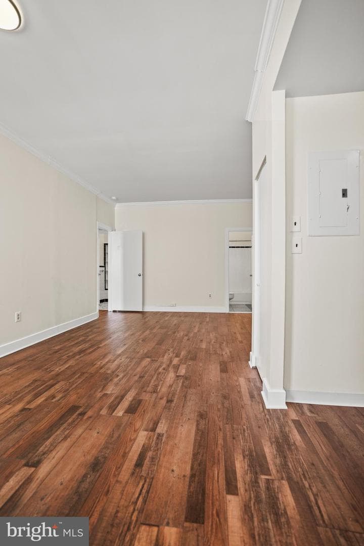 1 E Chase Street #401 photo 5