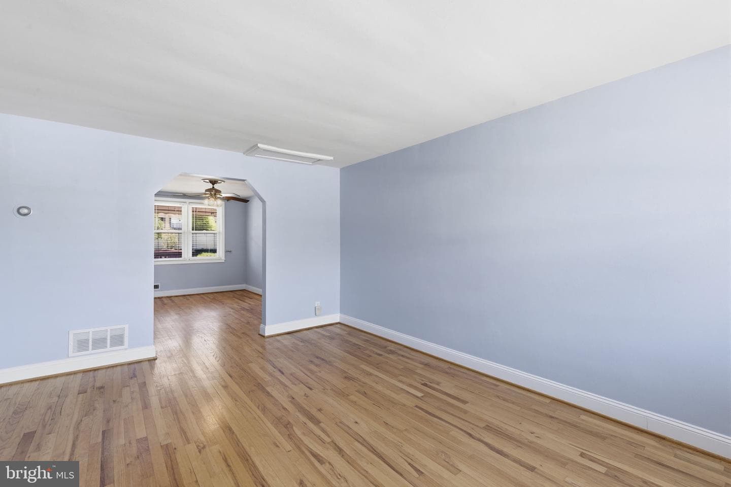 515 Umbra Street photo 3