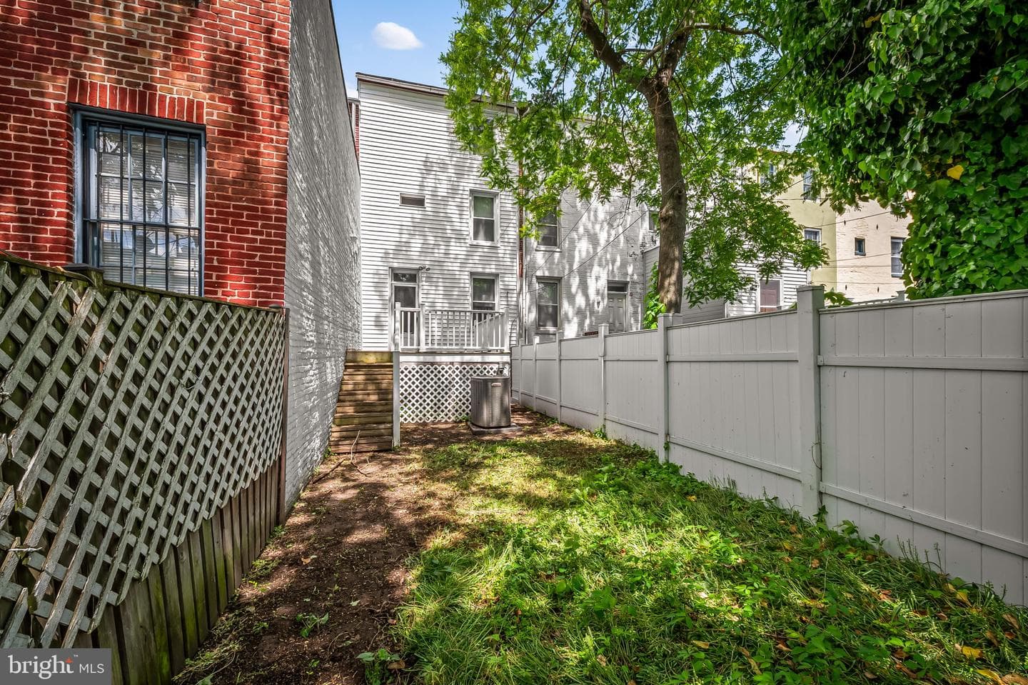 657 Portland Street photo 29