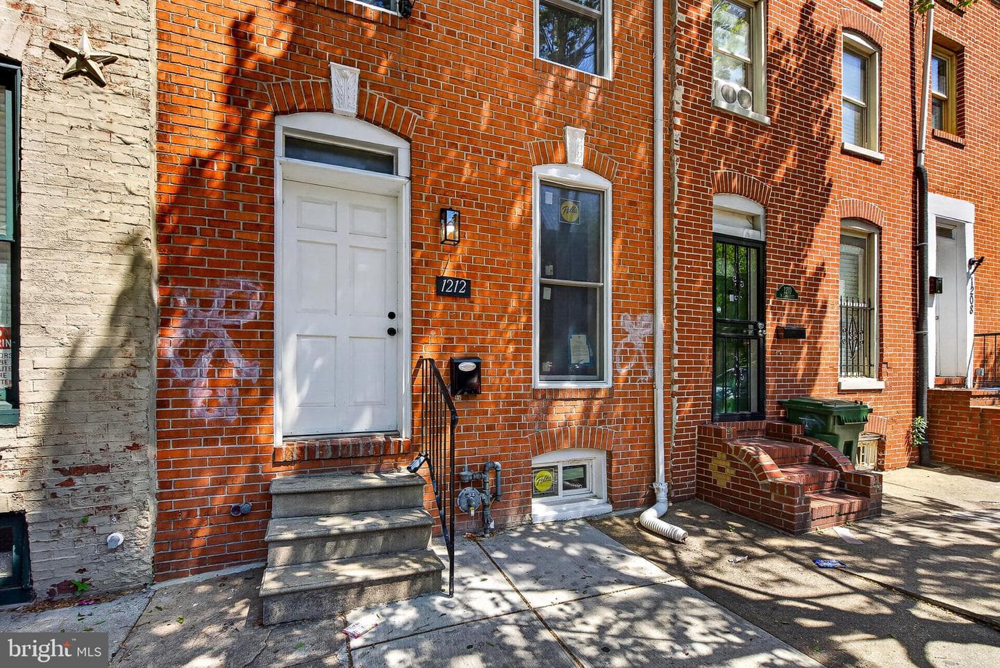 1212 W Lombard Street photo 6