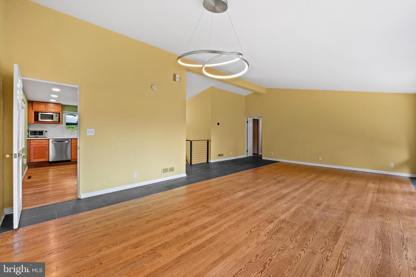 6004 Ivydene Terrace photo 6