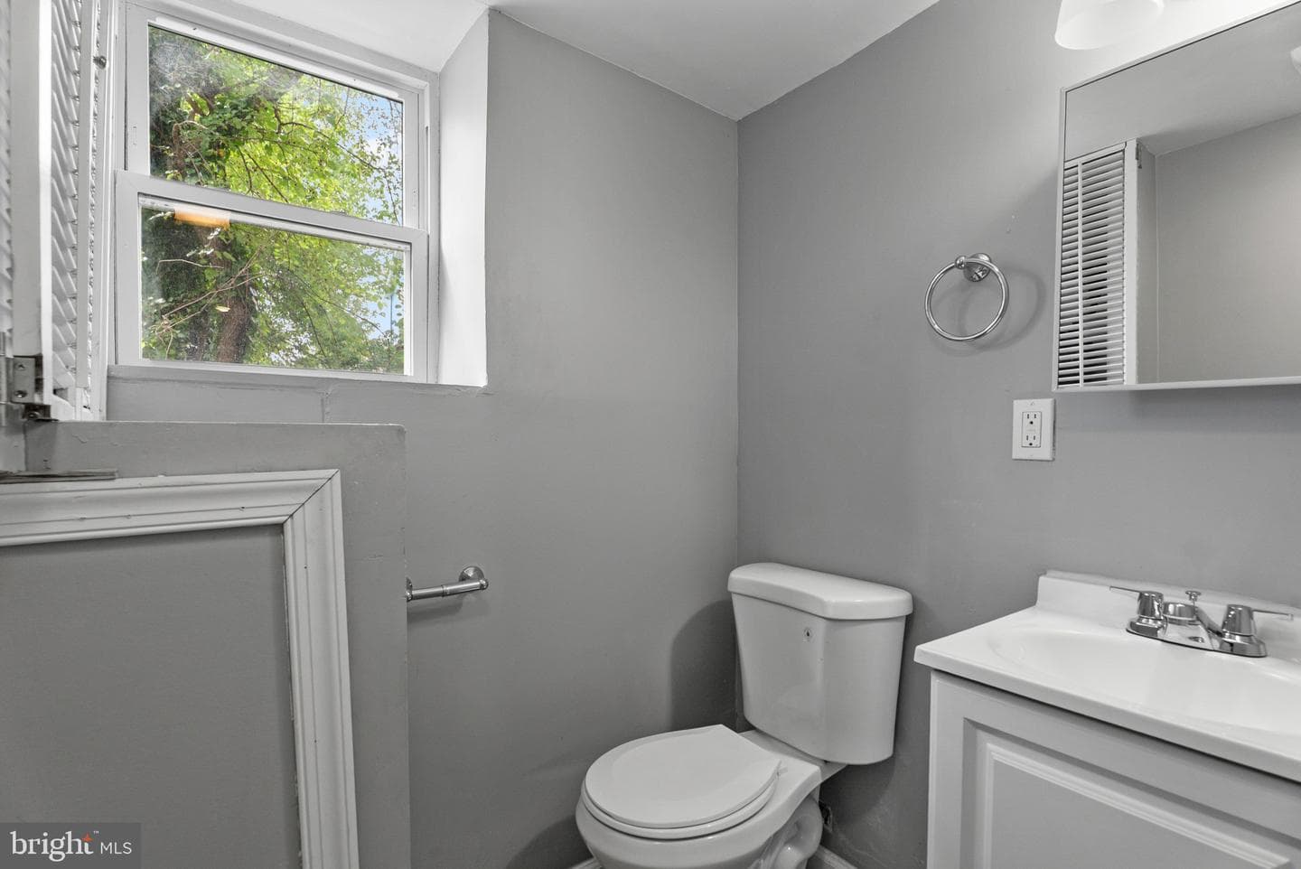 3212 Hamilton Avenue photo 22