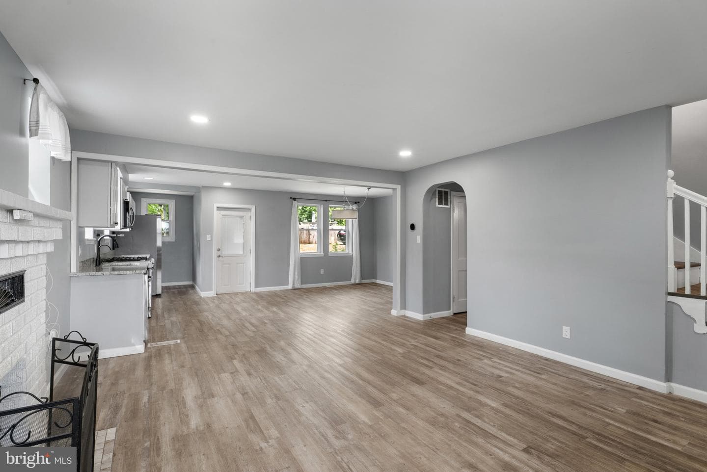 3212 Hamilton Avenue photo 6