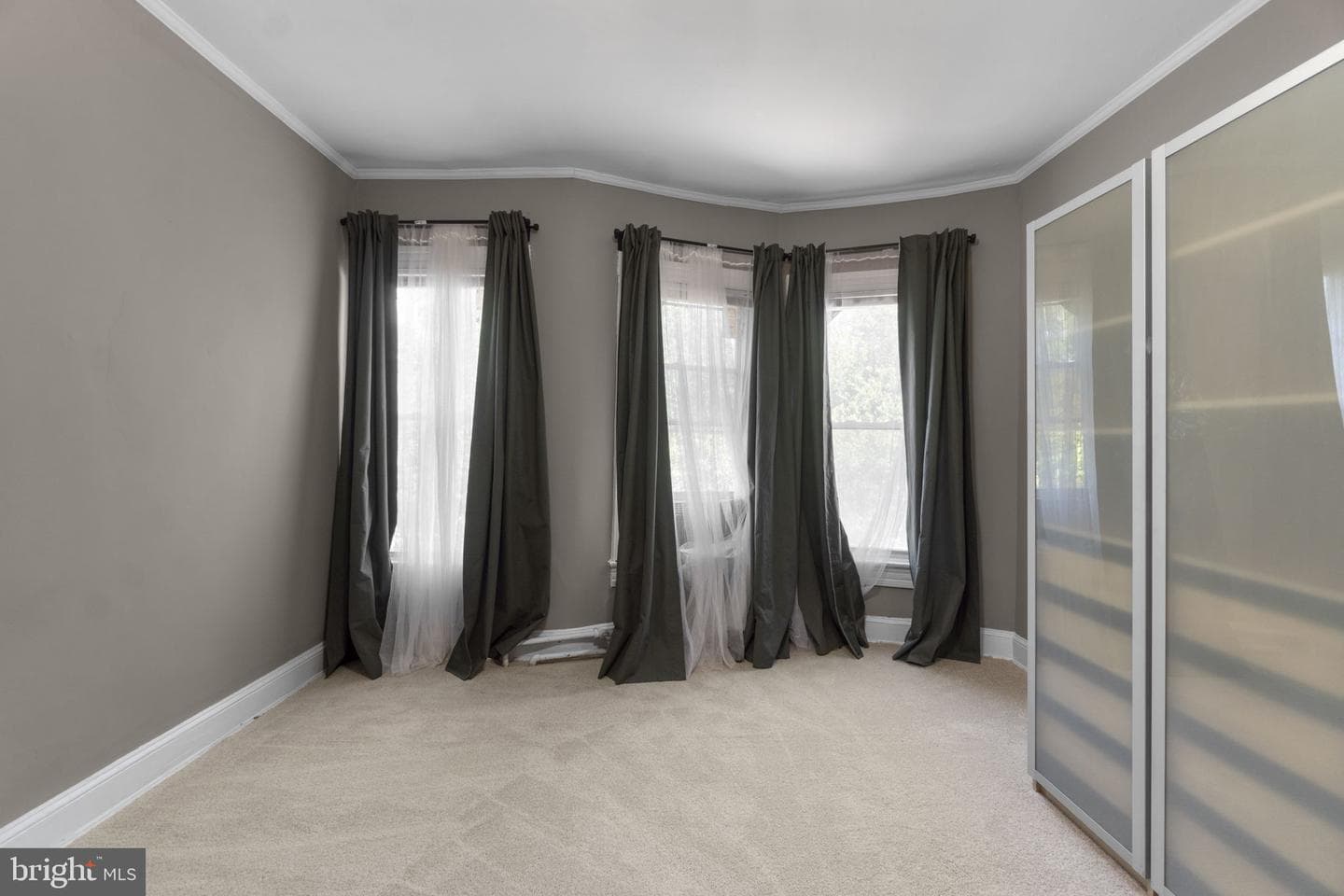 3446 Roland Avenue photo 23