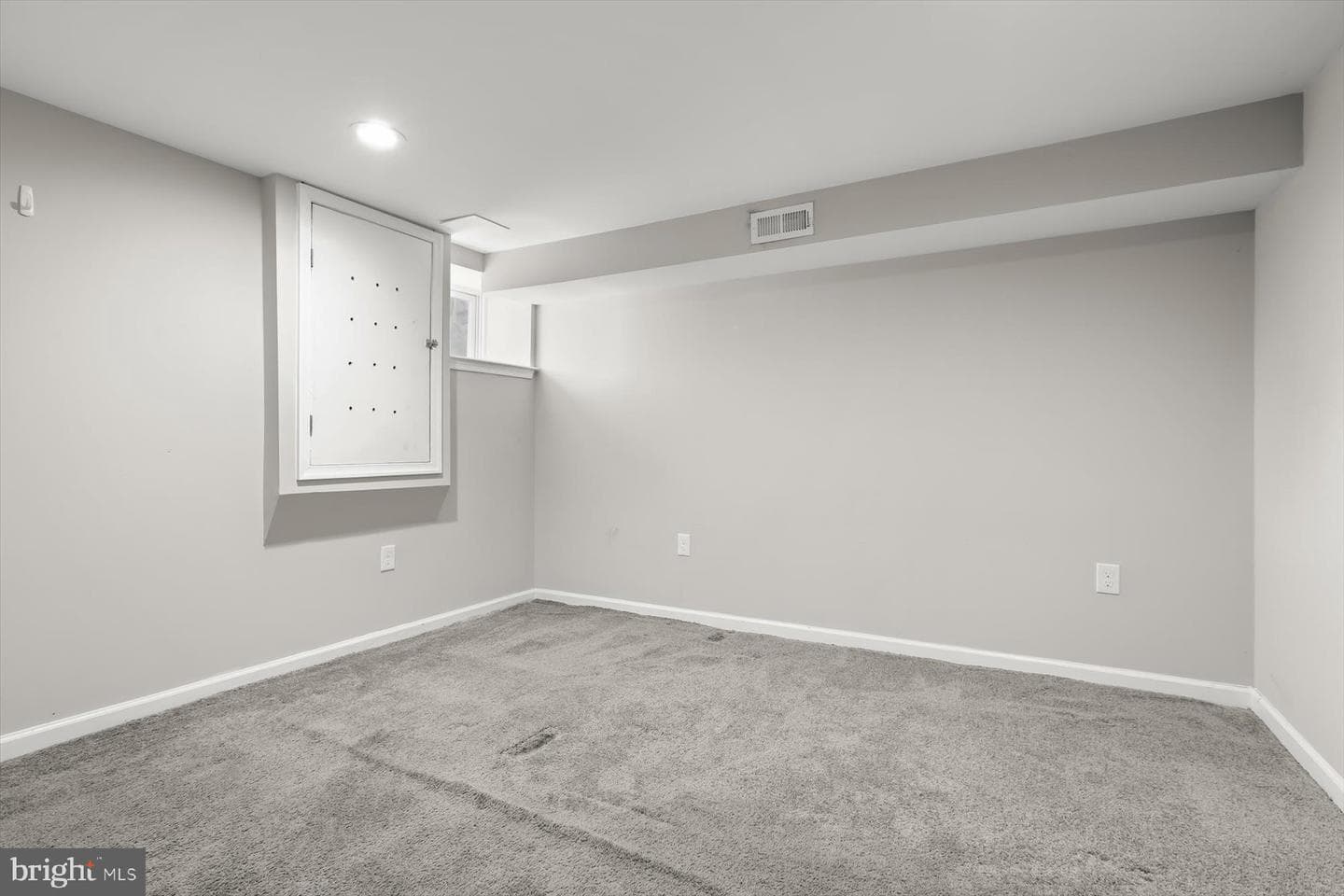 2424 Liberty Heights Avenue photo 34