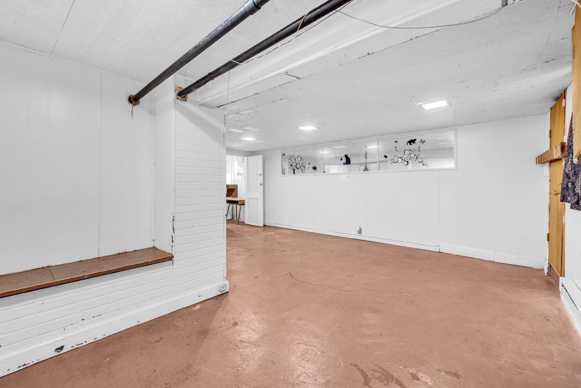 1632 E 31st Street photo 32
