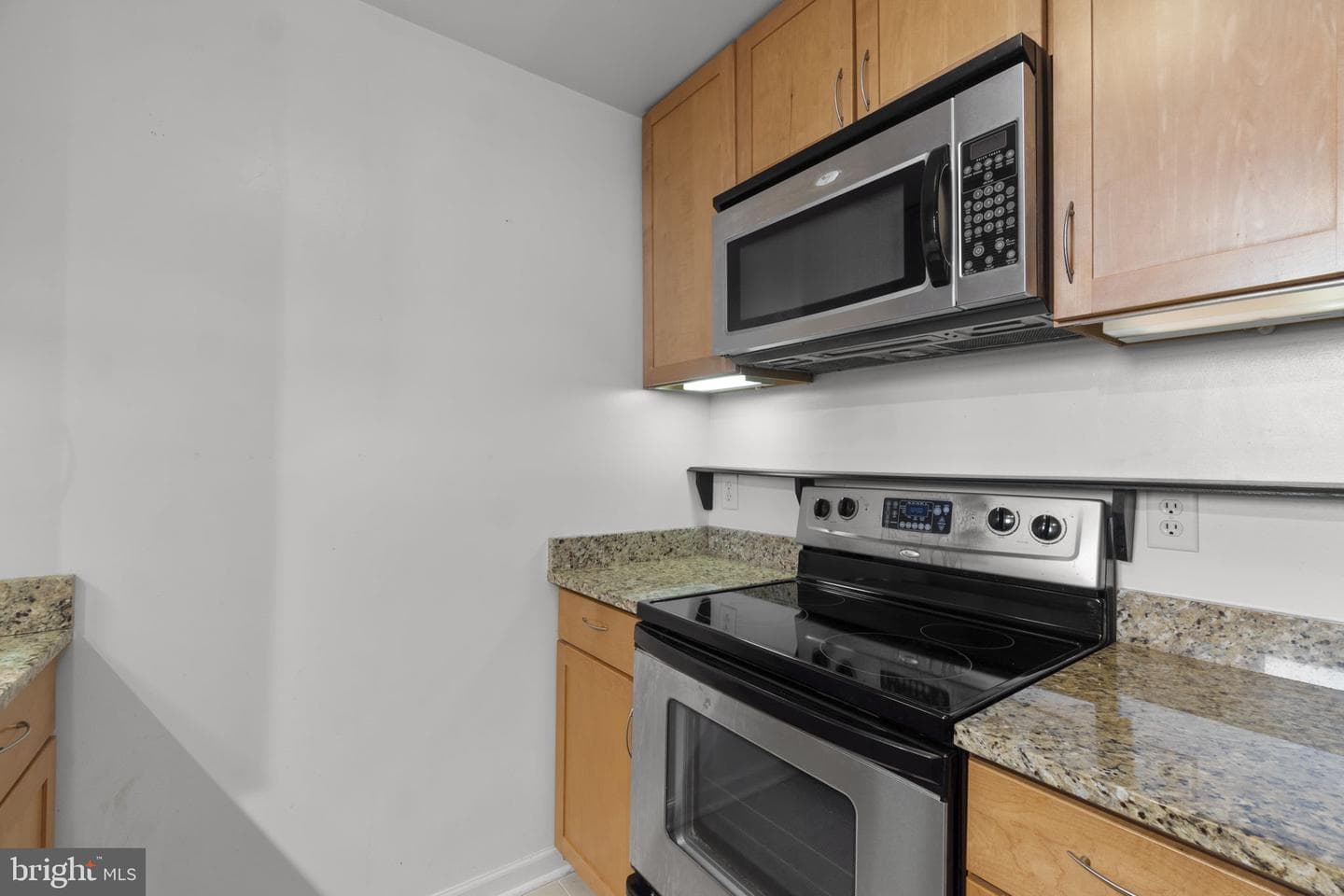 1714 Park Avenue #512 photo 24