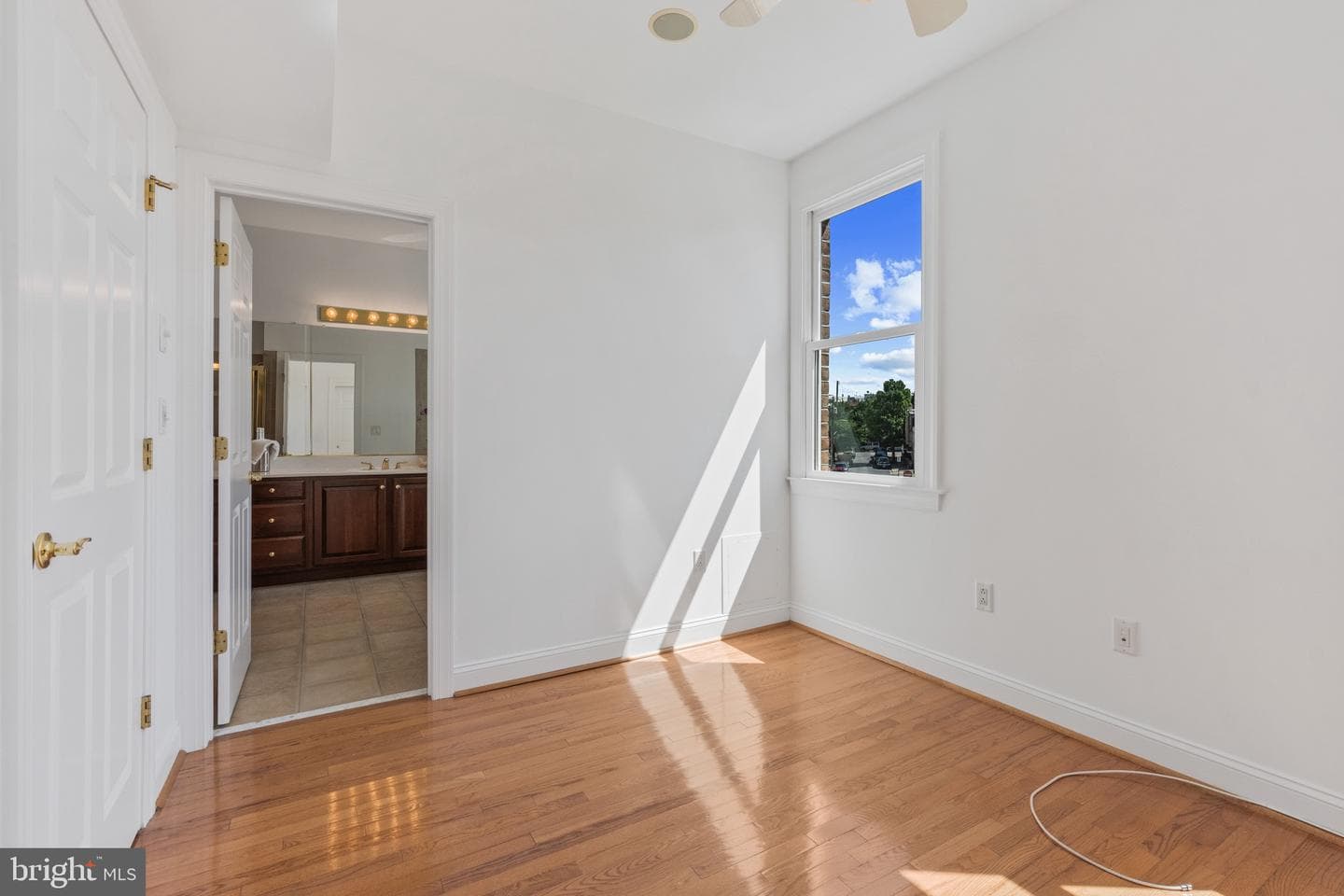 1294 Harbor Island Walk photo 13