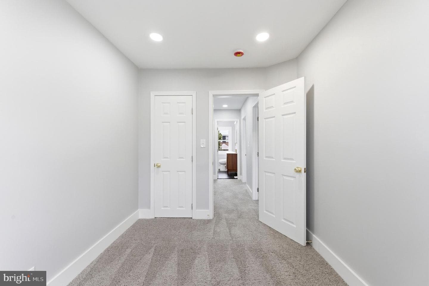 921 Mount Holly Street photo 18