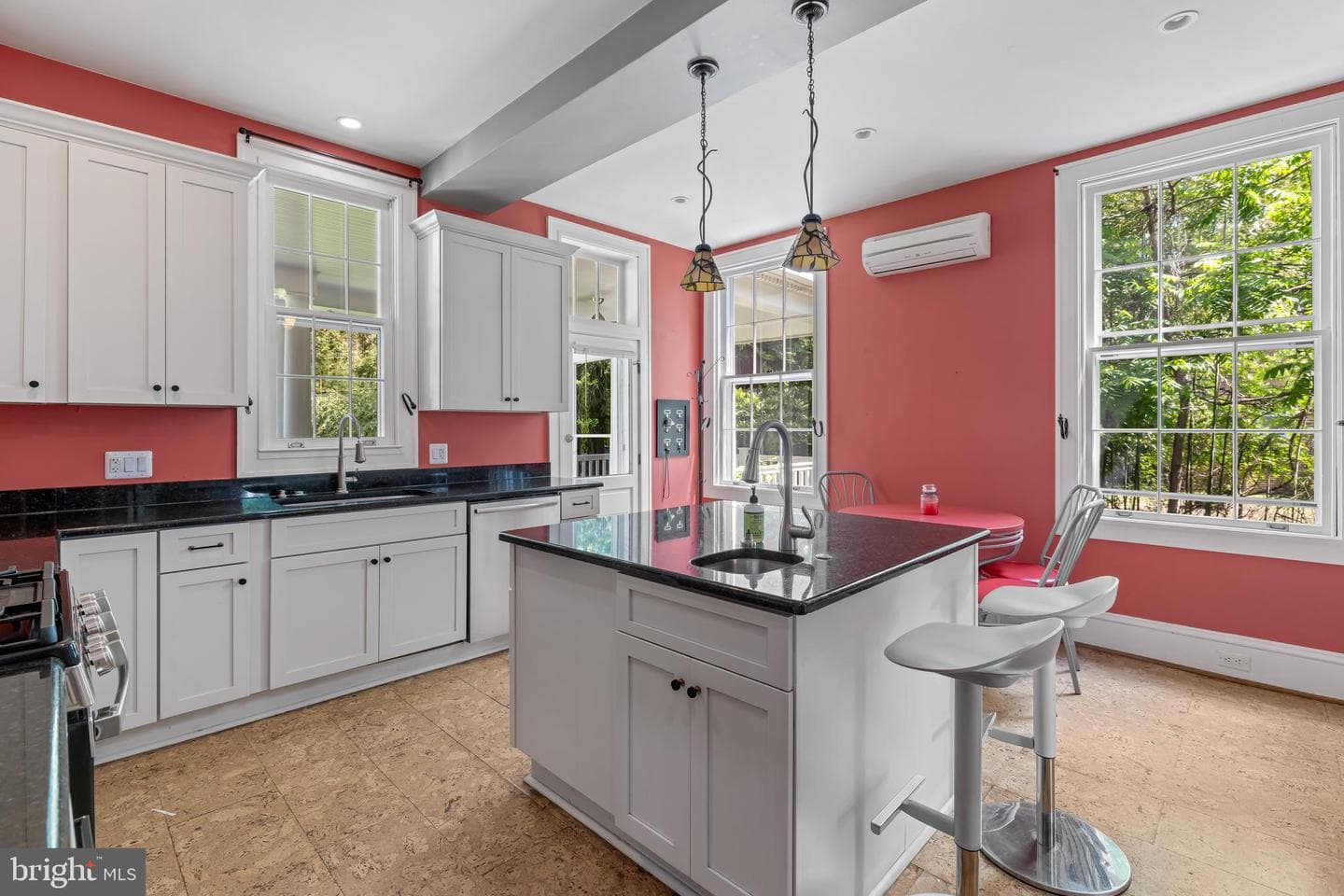 527 Nottingham Road photo 20