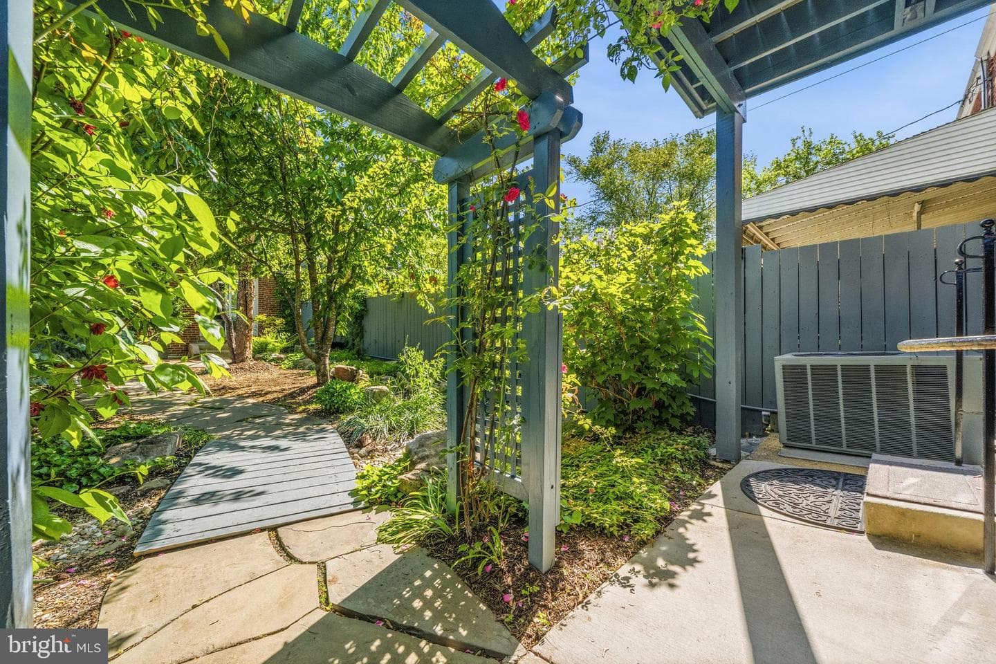 431 E Belvedere Avenue photo 36
