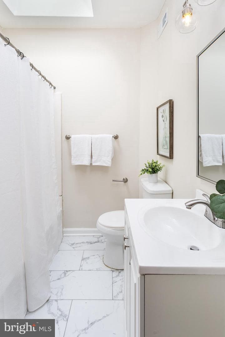 1107 Homestead Street photo 14